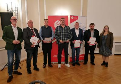 Zum vergrößern Klicken