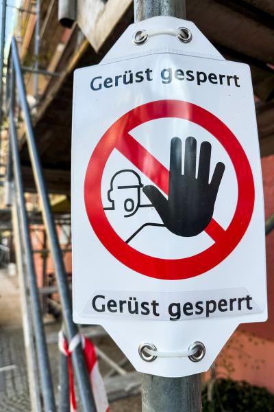 Gerüst gesperrt Gerüst gesperrt