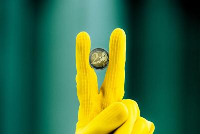 2 Euro mehr fürs Saubermachen 2 Euro mehr fürs Saubermachen